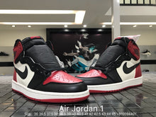 Load image into Gallery viewer, Air Jordan 1 Retro High OG 'Bred Toe'