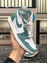 Load image into Gallery viewer, Air Jordan 1 Retro High OG 'Turbo Green'