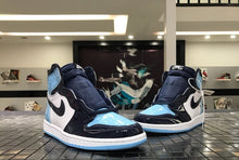 Load image into Gallery viewer, Wmns Air Jordan 1 Retro High OG 'Blue Chill'