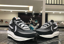 Load image into Gallery viewer, Sacai x LDWaffle 'Black'