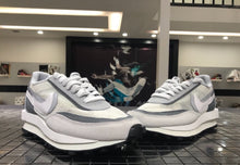 Load image into Gallery viewer, Sacai x LDWaffle 'Summit White'