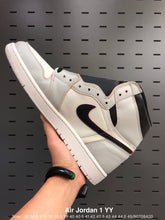Load image into Gallery viewer, Air Jordan 1 Retro High SB 'NYC to Paris'