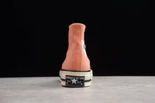 Load image into Gallery viewer, Chuck Taylor Hi in Desert Peach