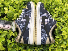 Load image into Gallery viewer, Travis Scott x SB Dunk Low PRM QS 'Cactus Jack'