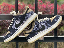 Load image into Gallery viewer, Travis Scott x SB Dunk Low PRM QS 'Cactus Jack'