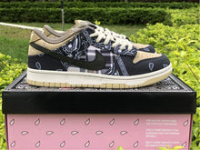 Load image into Gallery viewer, Travis Scott x SB Dunk Low PRM QS 'Cactus Jack'