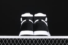 Load image into Gallery viewer, Wmns Air Jordan 1 Retro High OG 'Twist'