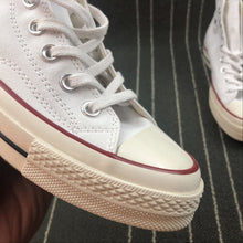 Load image into Gallery viewer, Chuck 70 Hi 'Ivory'