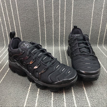 Load image into Gallery viewer, Air VaporMax Plus Triple Black