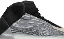 Load image into Gallery viewer, Adidas YZY QNTM “Yeezy Quantum”