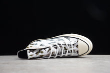 Load image into Gallery viewer, Camo Chuck 70