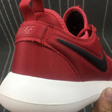 Load image into Gallery viewer, Roshe Two Gym Red