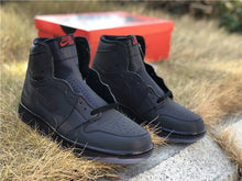 Load image into Gallery viewer, Air Jordan 1 Retro High Zoom 'Fearless'
