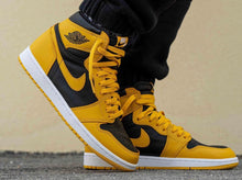 Load image into Gallery viewer, Air Jordan 1 High OG “Pollen”