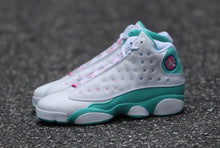 Load image into Gallery viewer, Air Jordan 13 Retro GS 'Aurora Green'