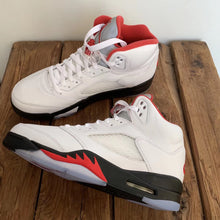 Load image into Gallery viewer, Air Jordan 5 Retro 'Fire Red' 2020