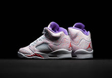 Load image into Gallery viewer, Air Jordan 5 Retro GG 'Easter'
