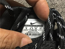 Load image into Gallery viewer, Roshe One Black/Metallic Platinum-White (W)