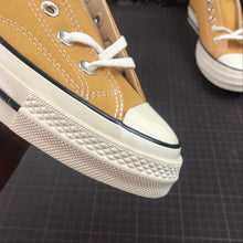 Load image into Gallery viewer, Chuck 70 Low 'Yellow'