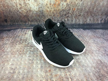 Load image into Gallery viewer, Nike Tanjun Black/White