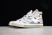 Load image into Gallery viewer, Camo Chuck 70