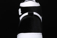 Load image into Gallery viewer, Wmns Air Jordan 1 Retro High OG 'Twist'