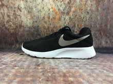 Load image into Gallery viewer, NIKE WOMEN'S TANJUN SE