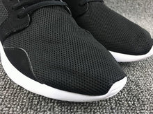 Load image into Gallery viewer, NIKE KAISHI LONDON