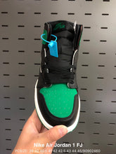 Load image into Gallery viewer, Air Jordan 1 Retro High OG 'Pine Green'