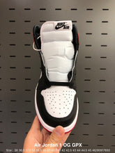 Load image into Gallery viewer, WMNS Air Jordan 1 High OG “Satin Black Toe”