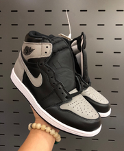 Load image into Gallery viewer, Air Jordan 1 Retro High OG 'Shadow' 2018