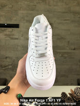 Load image into Gallery viewer, Air Force 1 '07 'White'