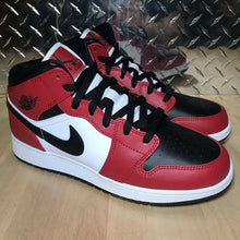 Load image into Gallery viewer, Air Jordan 1 Mid GS 'Chicago Black Toe'