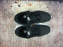 Load image into Gallery viewer, Nike Tanjun Black/White